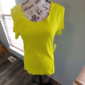 NWT Fashion Bug Crew Neck T-SHIRT Size Medium.